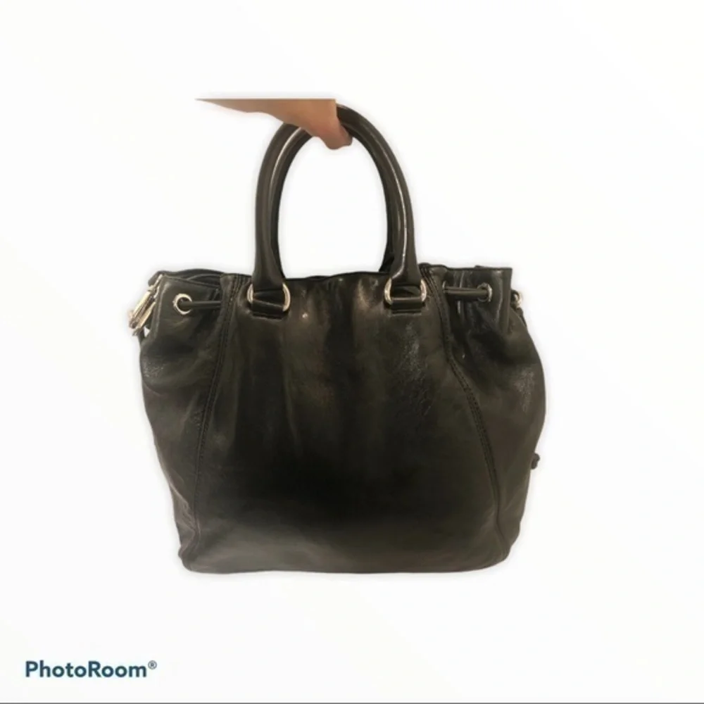 Michael kors black leather two way drawstring bag